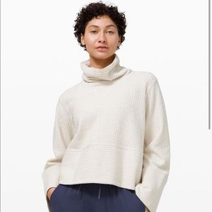 🍋Lululemon retreat yourself pullover